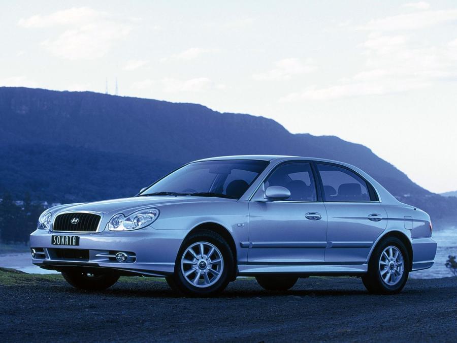  Hyundai Sonata 2002 года  (AU) (фото 8 из 16)